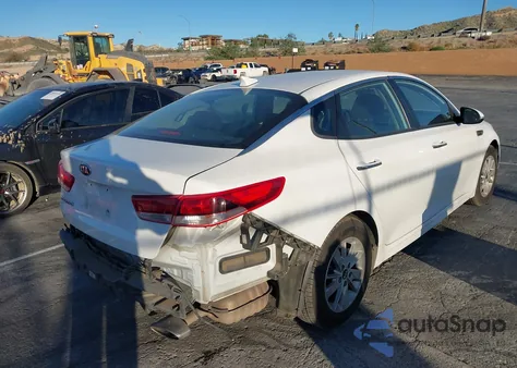 2018 Kia Optima Lx z USA, uszkodzony, nr VIN 5XXGT4L32JG243568